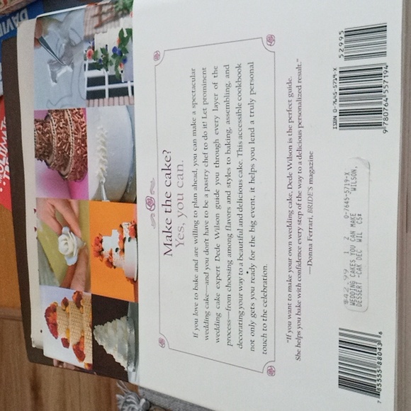 Wedding Cakes You Can Make by Dede Wilson - Picture 2 of 2